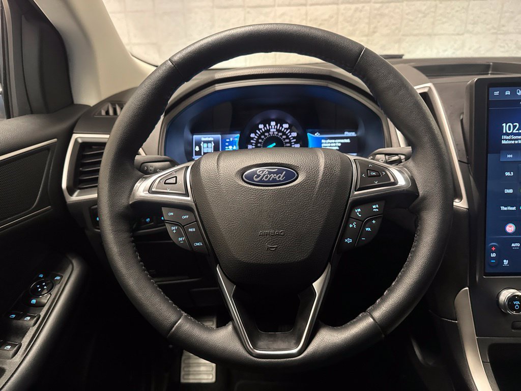 Used 2024 Ford Edge SEL w/ Convenience Package AWD/4WD image 15