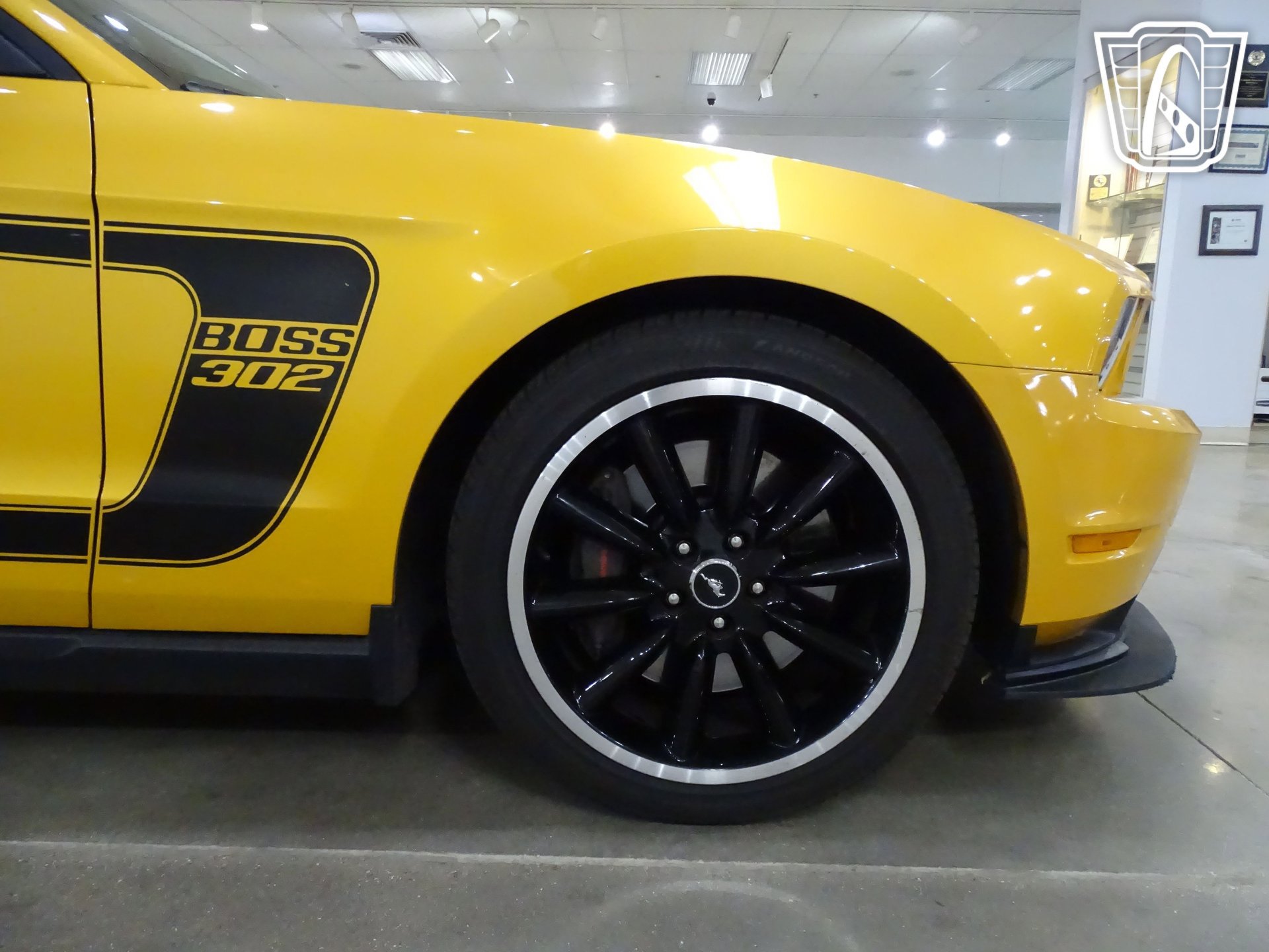Used 2012 Ford Mustang Boss 302 w/ Boss 302 Accessory Pkg RWD image 34