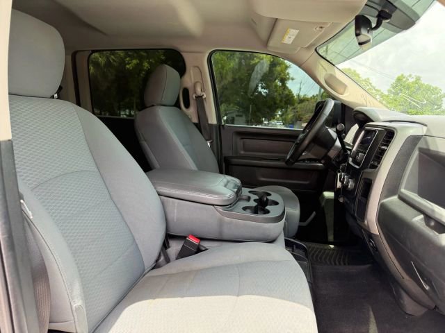 Used 2017 RAM 2500 Tradesman w/ Chrome Appearance Group image 16