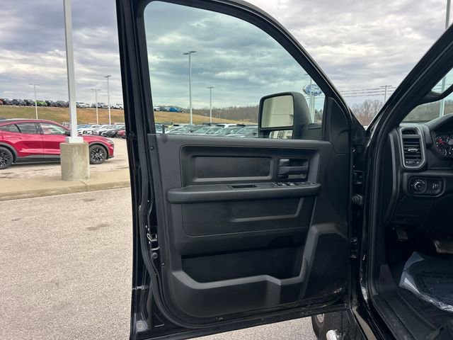 Used 2024 RAM 2500 Tradesman w/ Chrome Appearance Group image 31