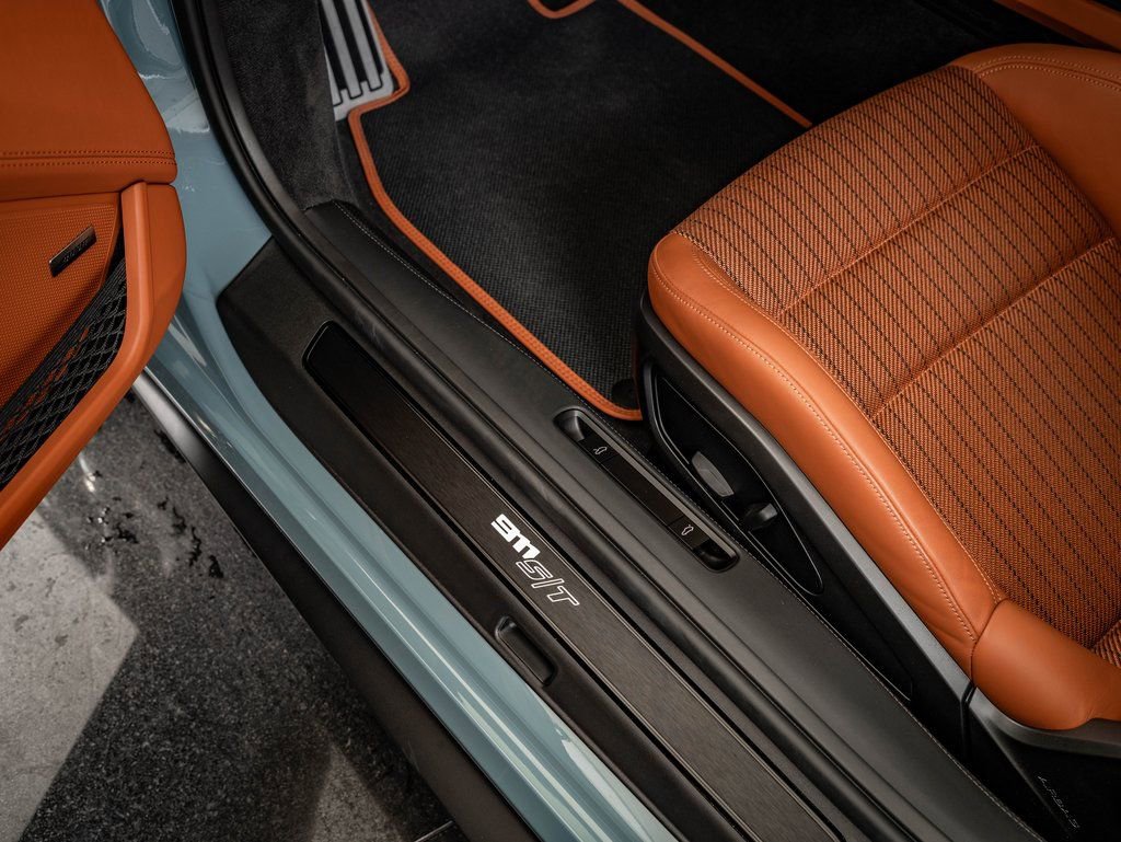 Certified 2024 Porsche 911 GT3 RS RWD image 6
