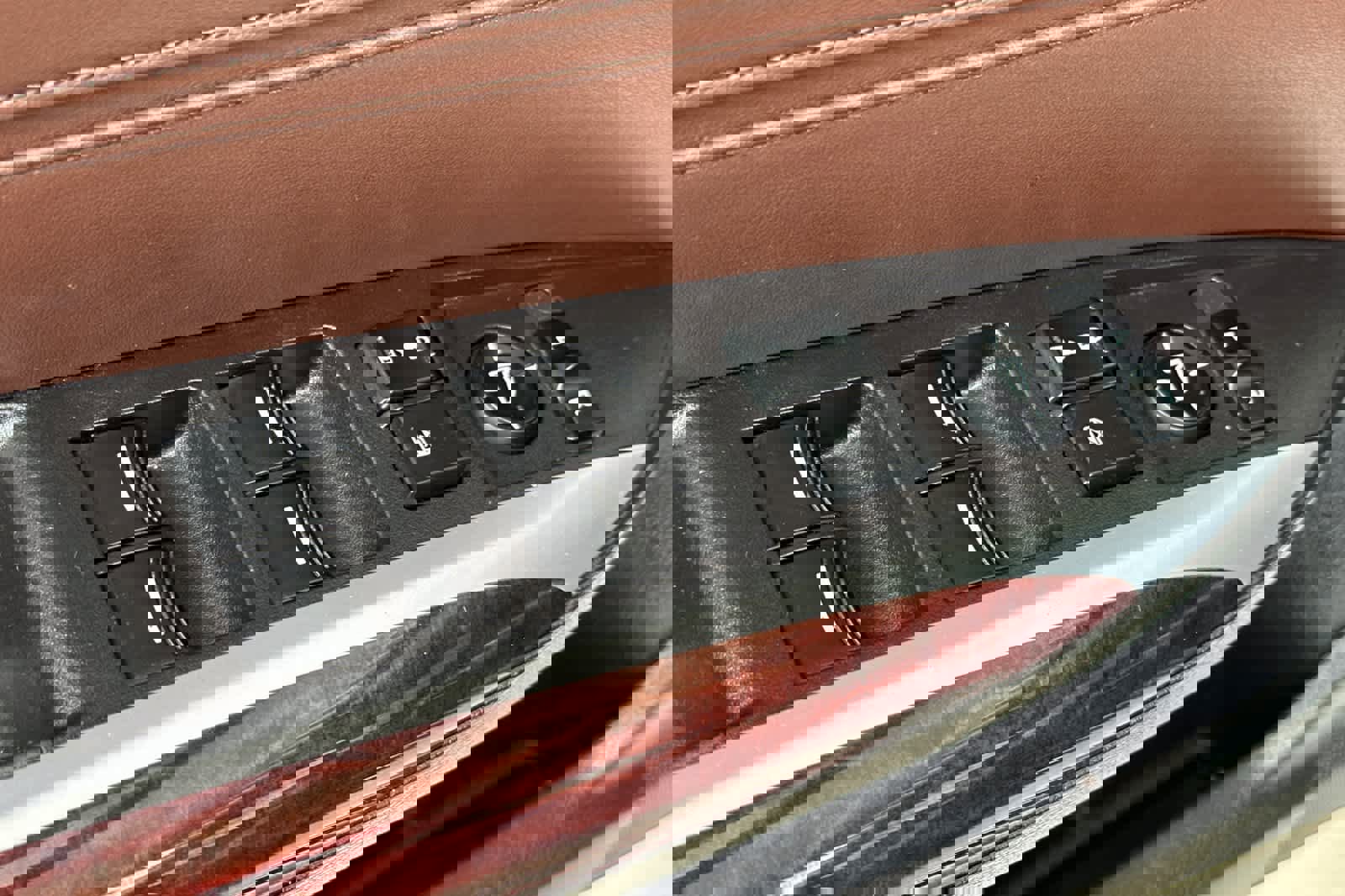 Used 2016 Acura TLX V6 w/ Technology Package image 13