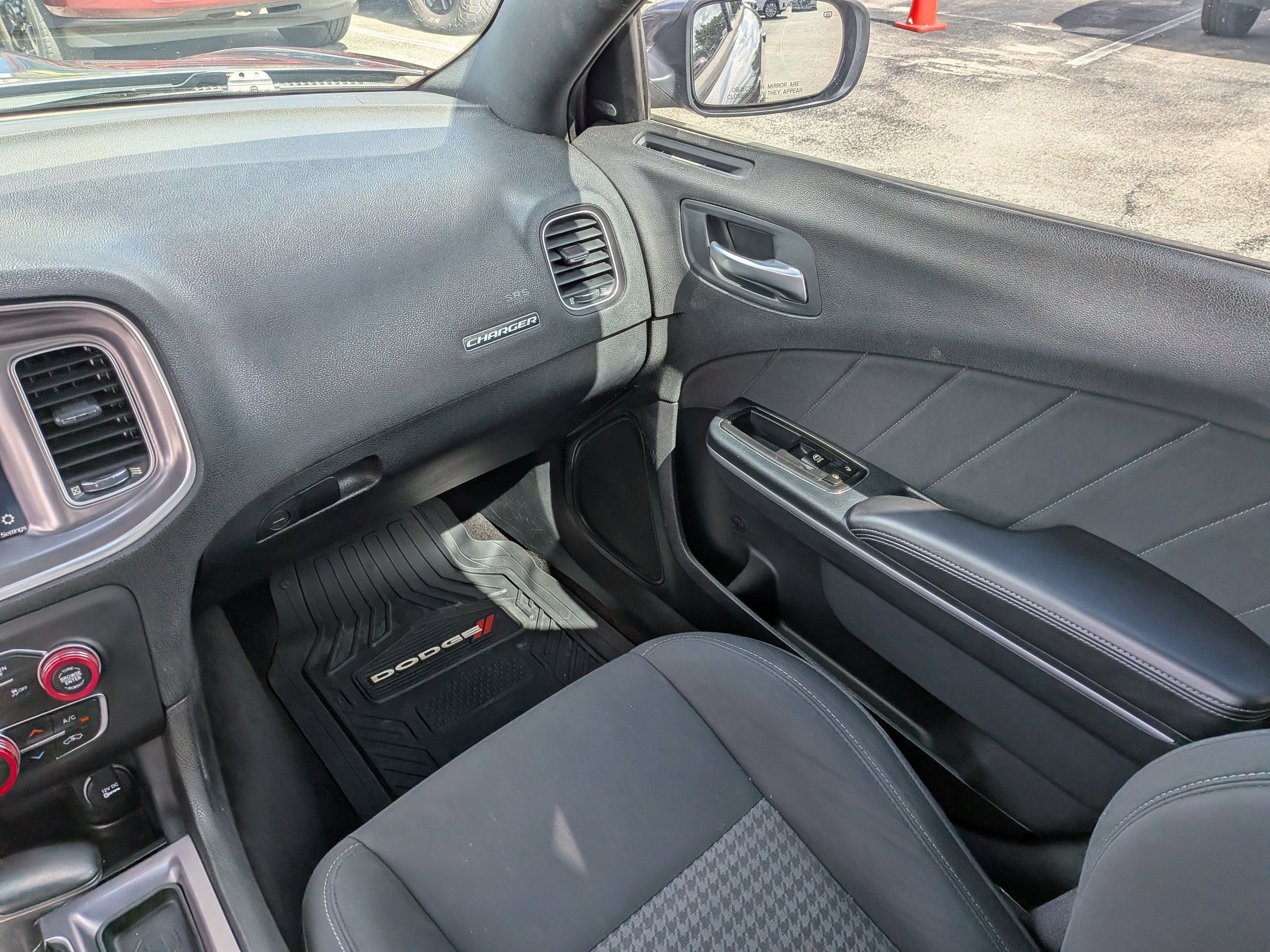 Used 2019 Dodge Charger R/T RWD image 17