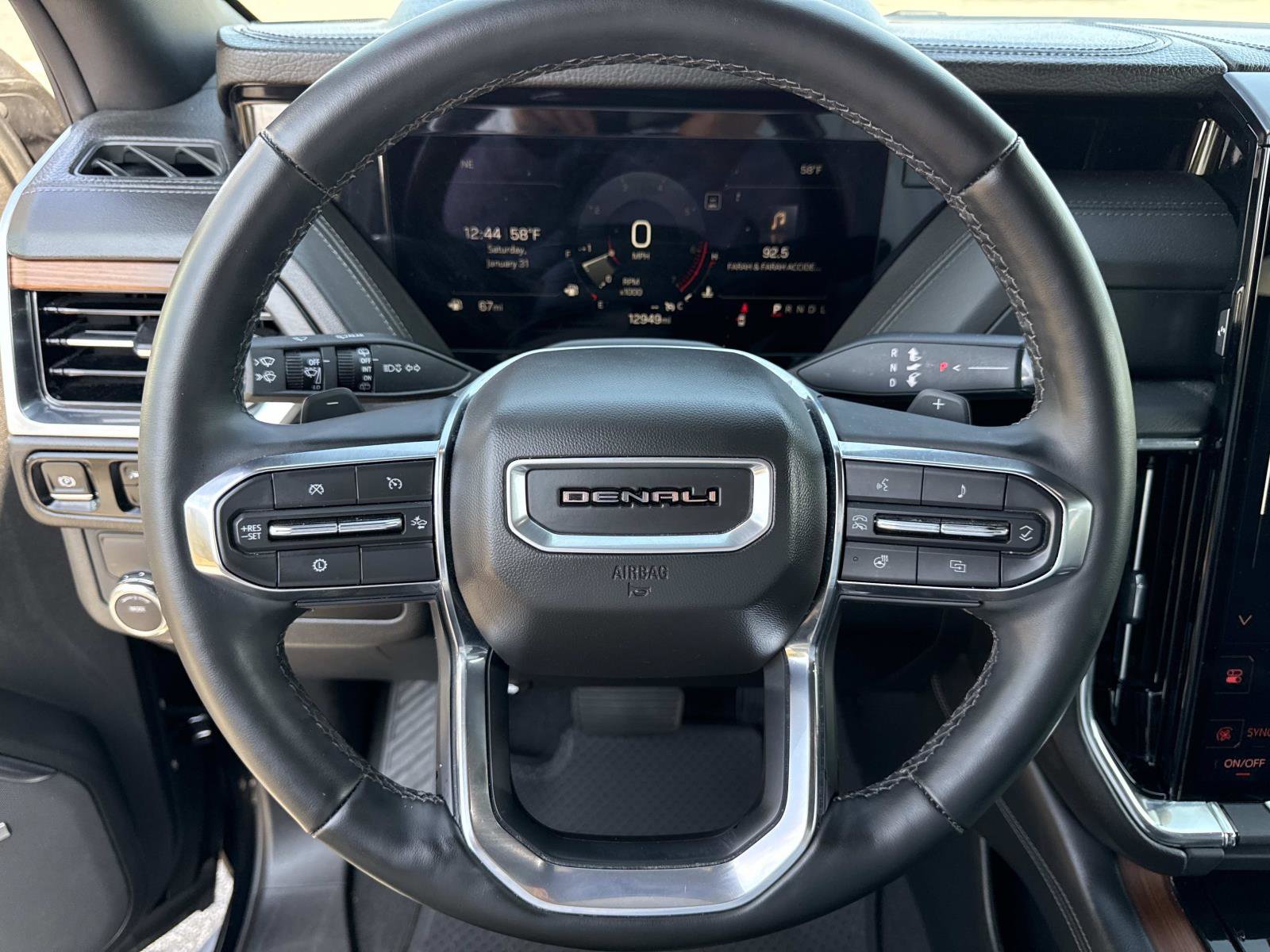 Used 2025 GMC Yukon Denali image 29