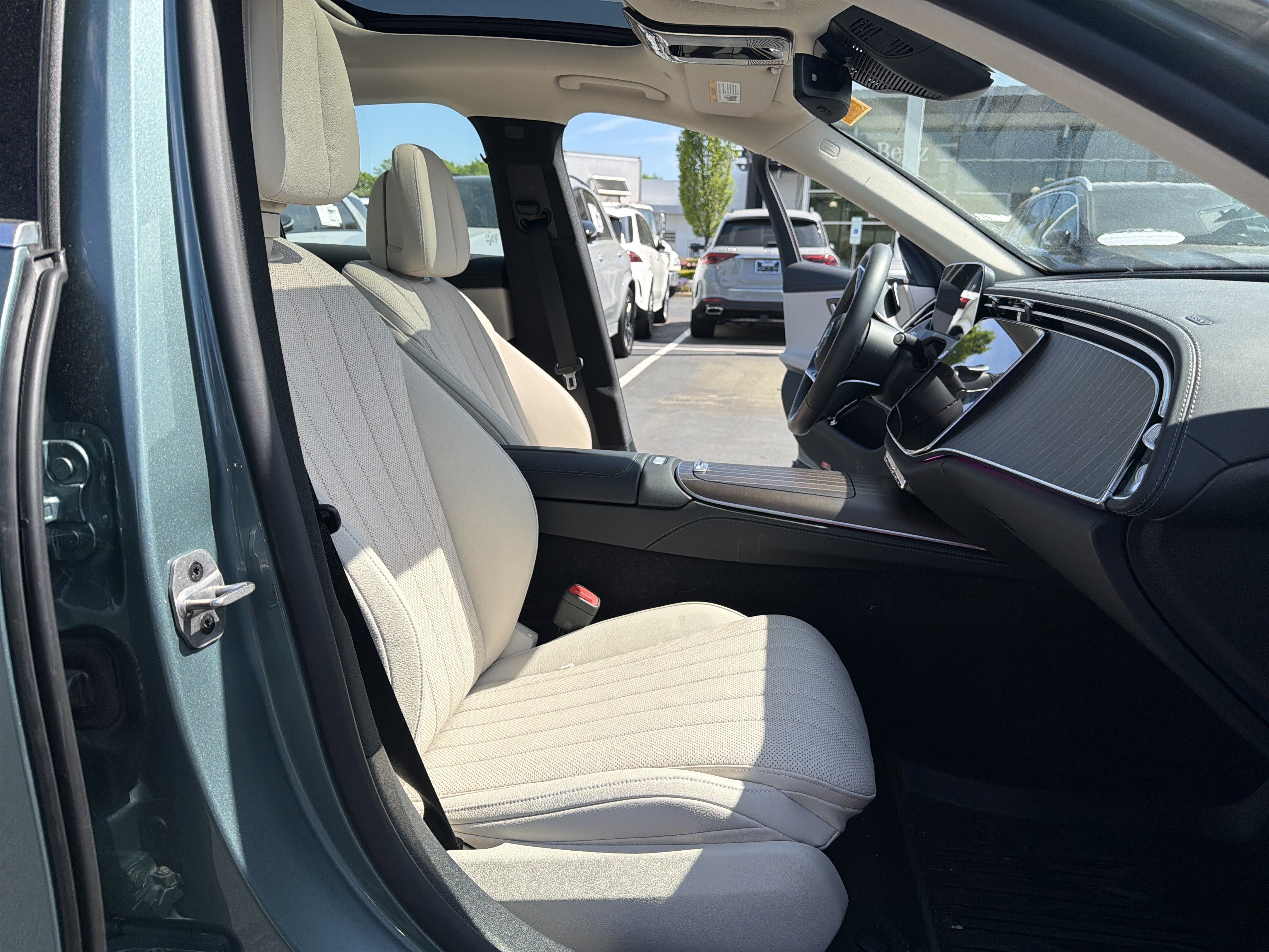Certified 2025 Mercedes-Benz E 450 4MATIC Sedan image 34