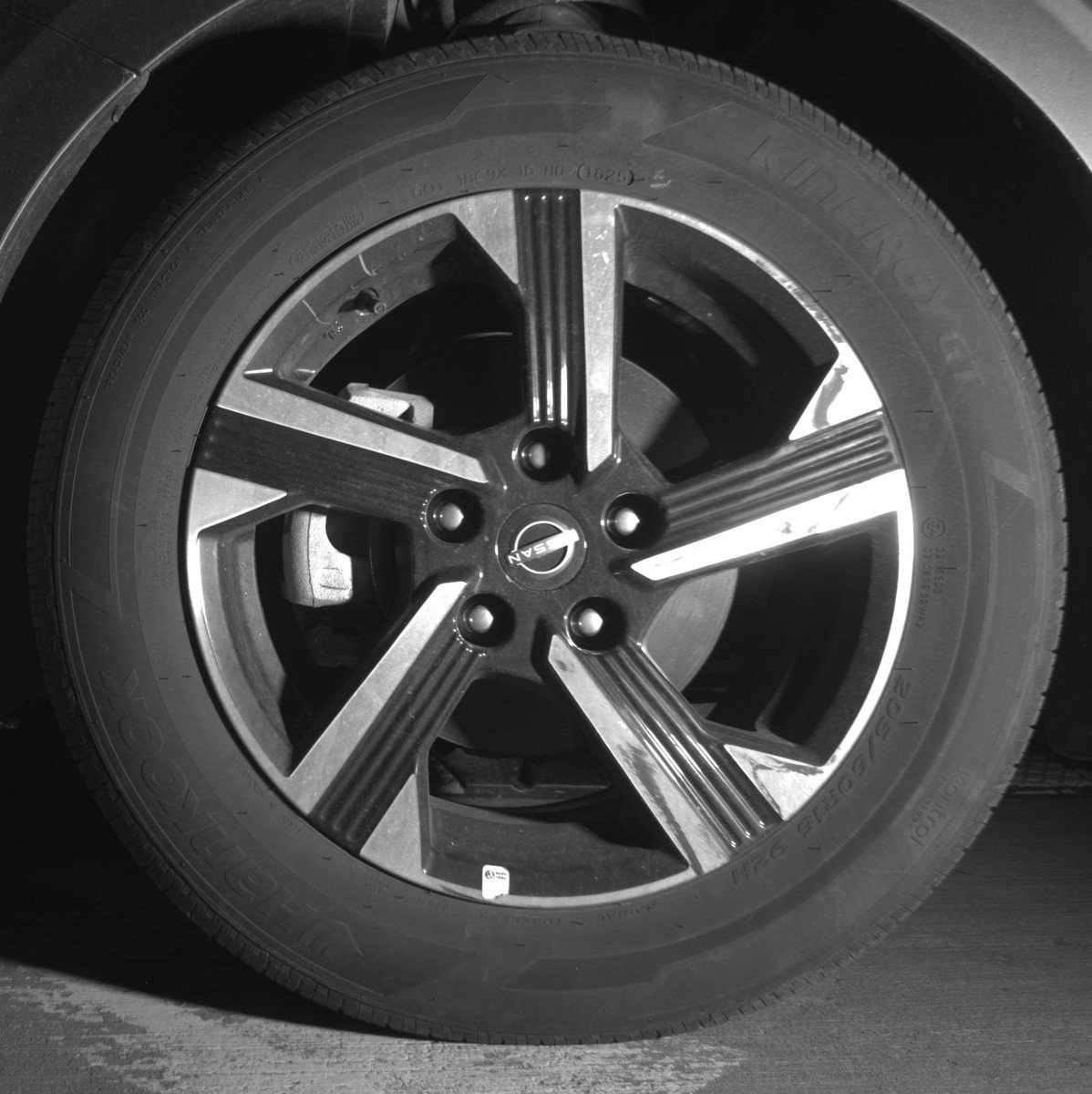 Used 2025 Nissan Sentra SV image 12