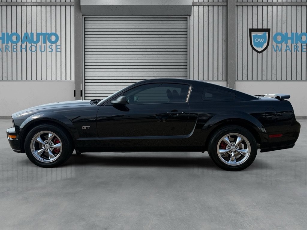 Used 2006 Ford Mustang GT RWD image 4