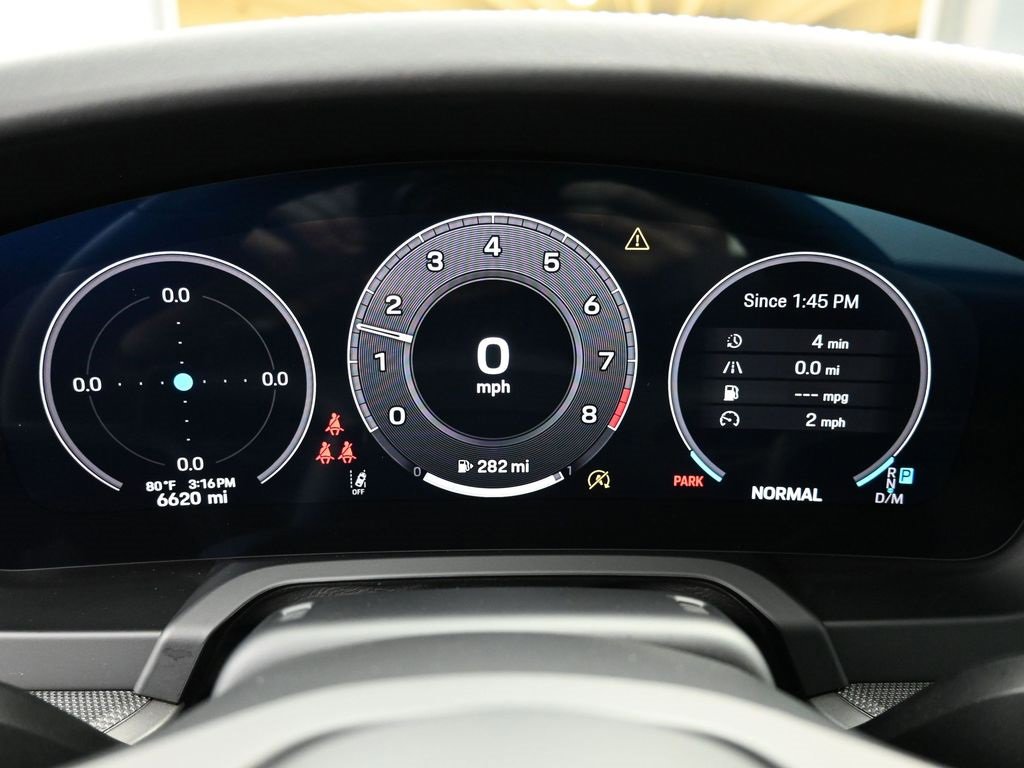 Used 2025 Porsche 911 Carrera w/ Premium Package image 29