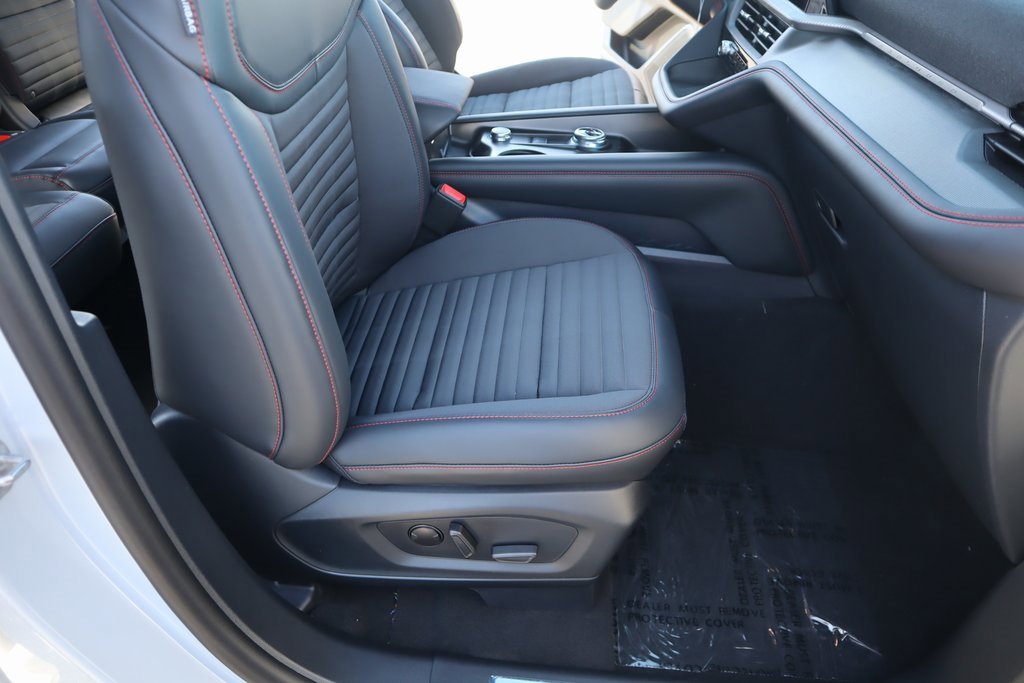 New 2026 Ford Explorer ST-Line image 15