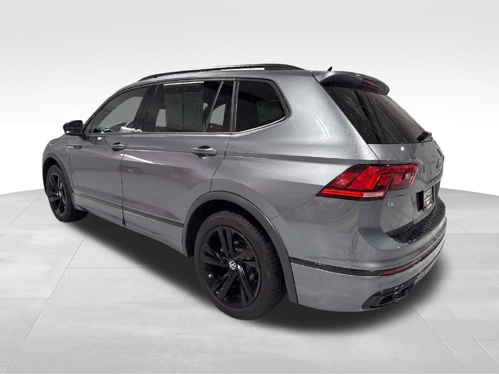 Used 2024 Volkswagen Tiguan SE R-Line FWD image 49