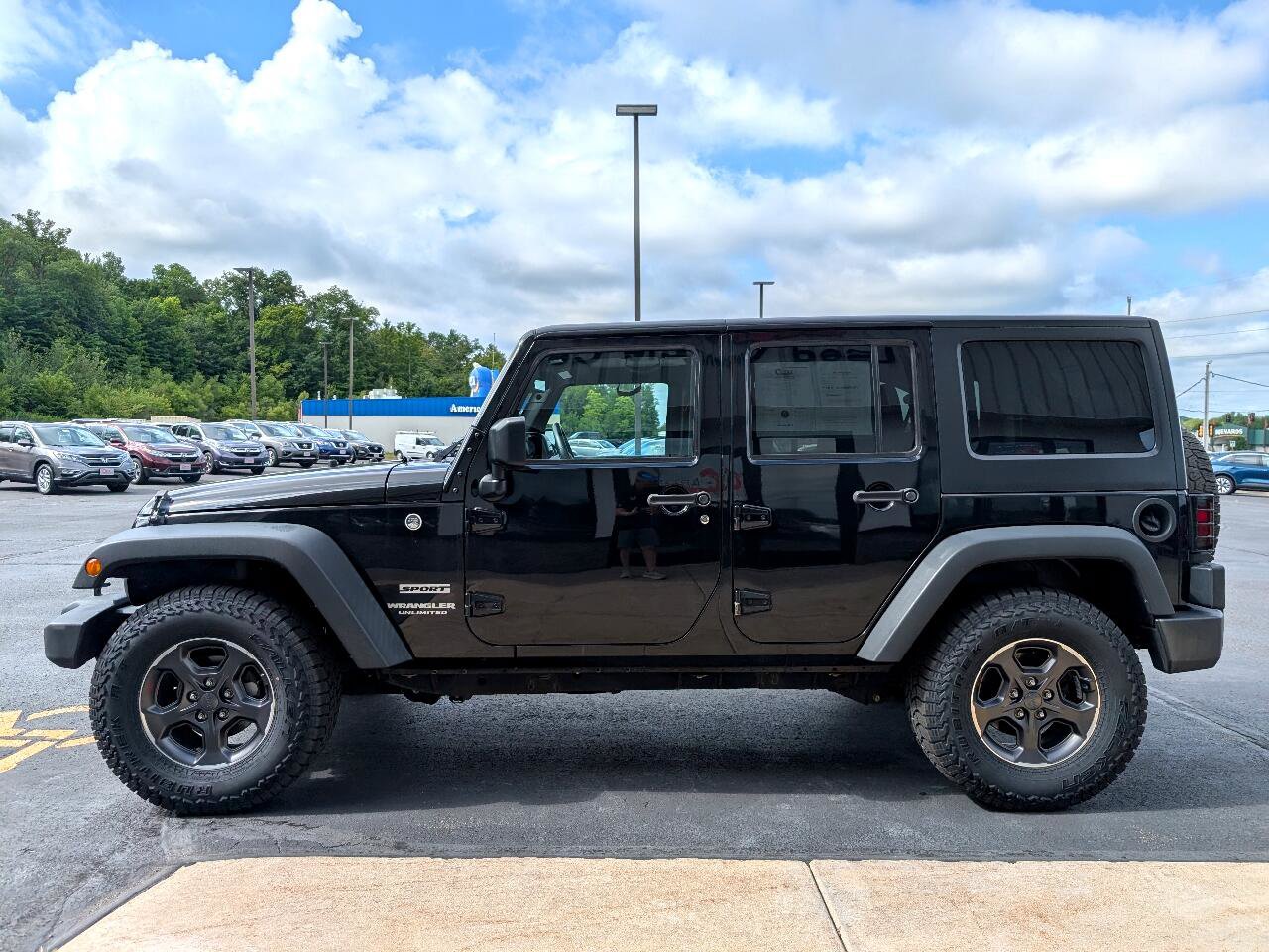 Used 2017 Jeep Wrangler Unlimited Sport w/ Quick Order Package 24S image 5