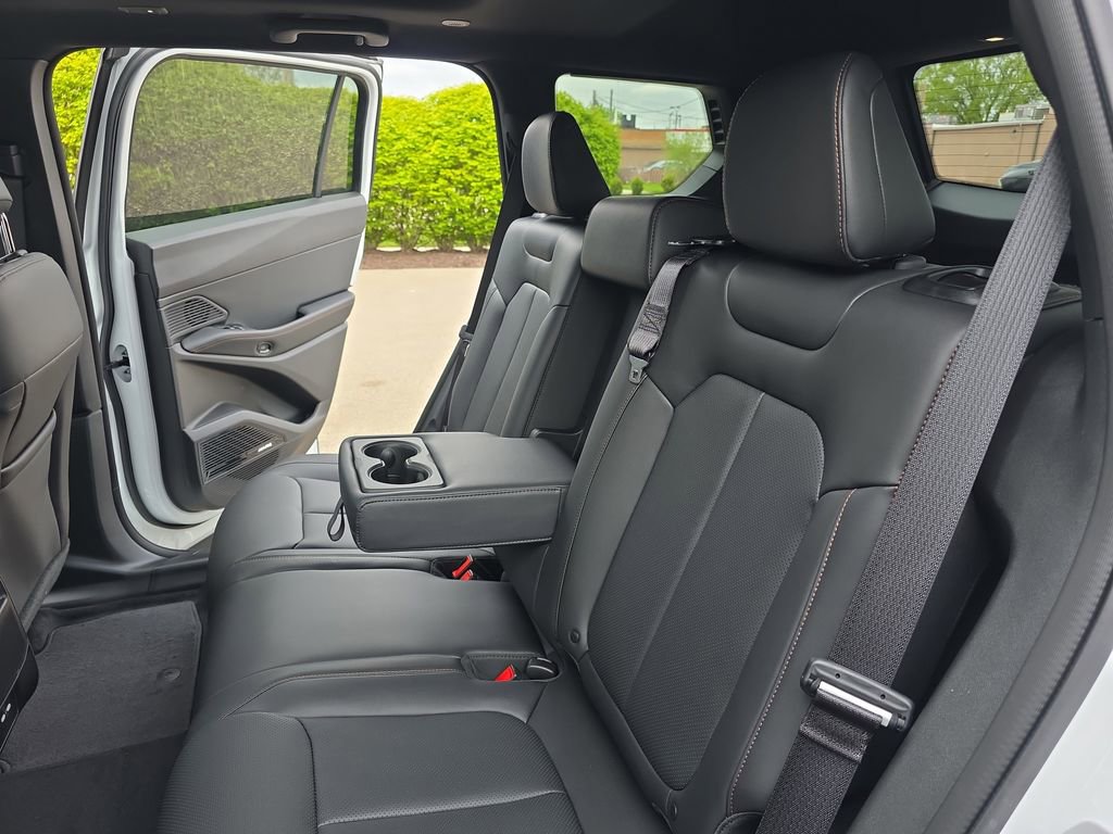 New 2026 Jeep Cherokee Limited AWD/4WD image 14