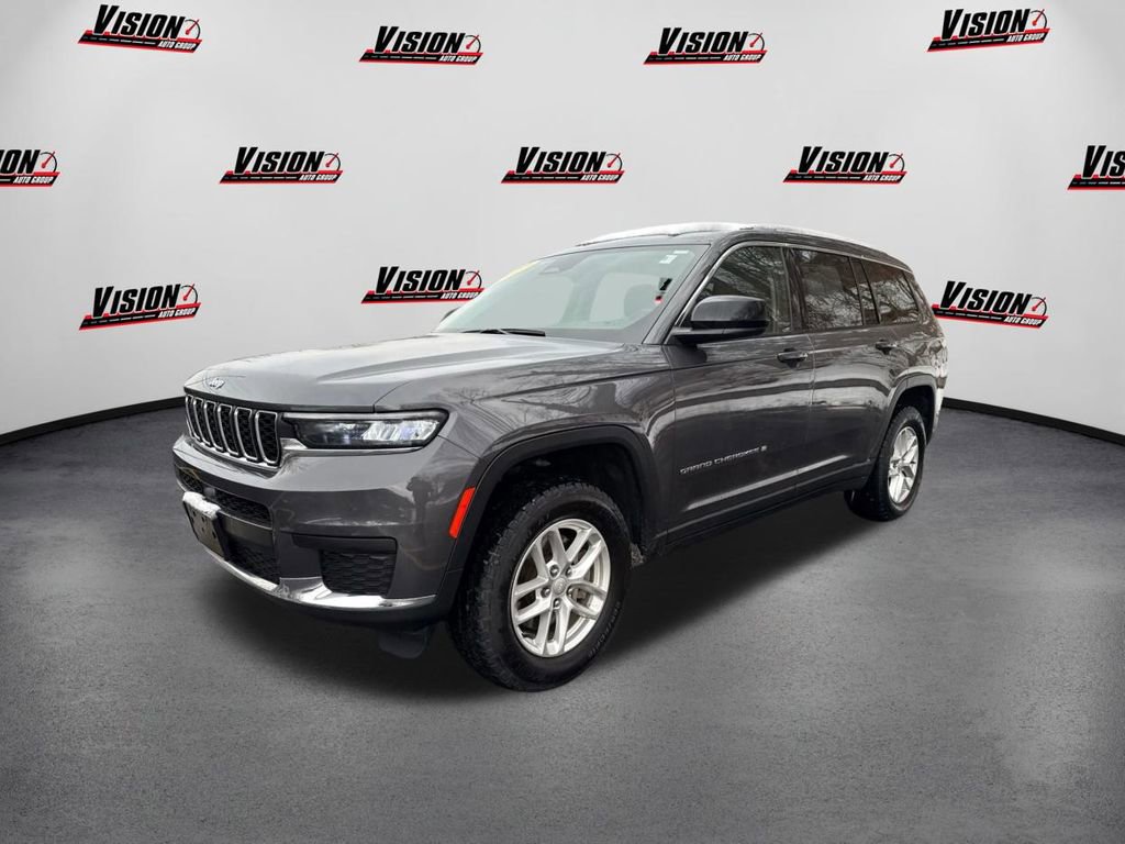 Used 2023 Jeep Grand Cherokee L Laredo image 1