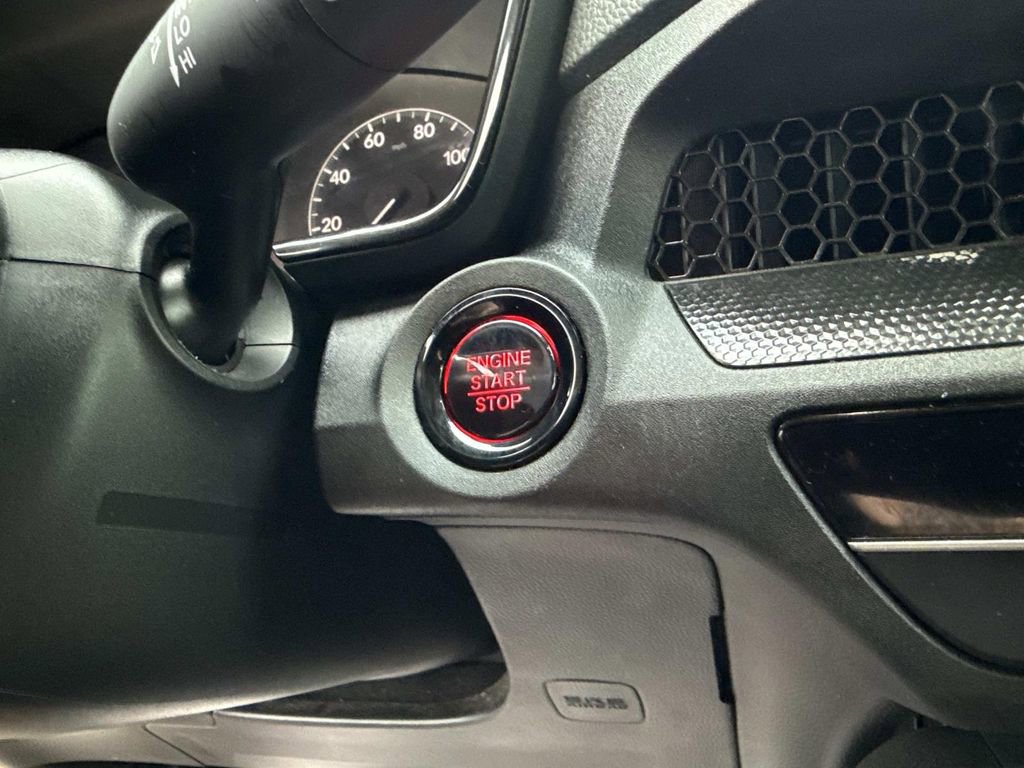 Used 2025 Honda CR-V LX image 29