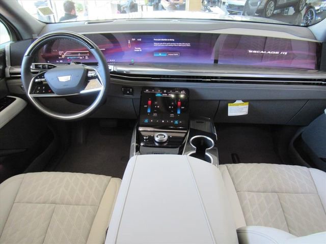 New 2026 Cadillac Escalade IQ Sport 1 w/ LPO, ONYX Package image 10