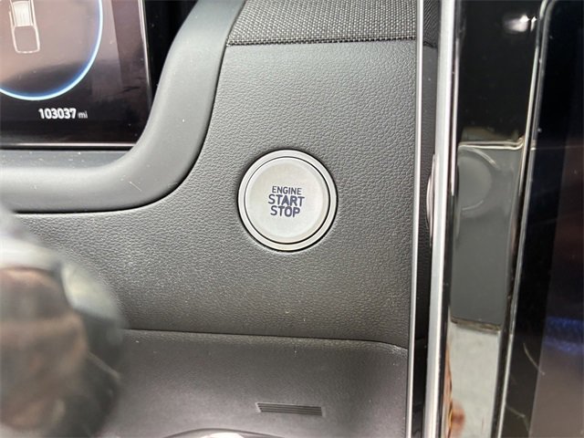 Used 2022 Hyundai Santa Cruz Limited image 29