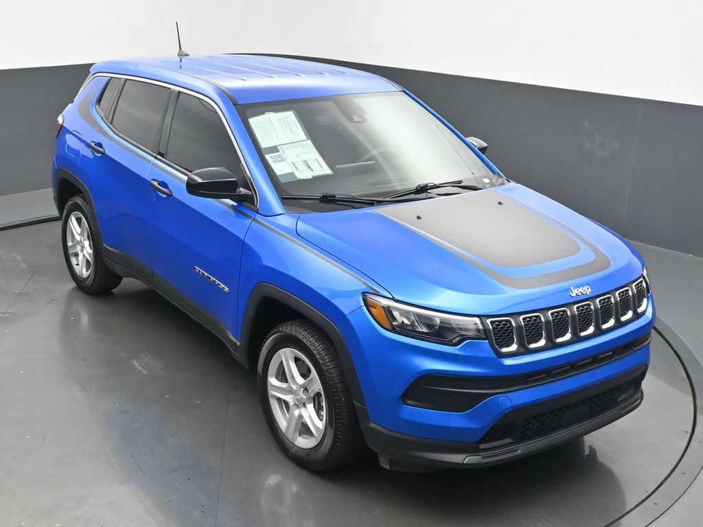 Used 2023 Jeep Compass Sport w/ Mopar Graphics Package AWD/4WD image 43