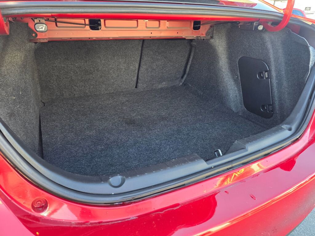 Used 2014 MAZDA MAZDA3 i Touring image 17