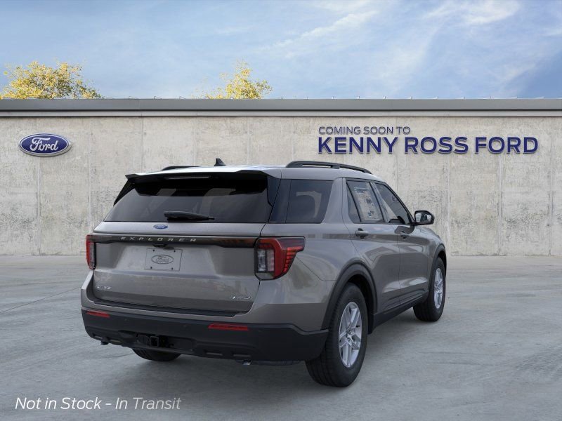 New 2026 Ford Explorer Active AWD/4WD image 9