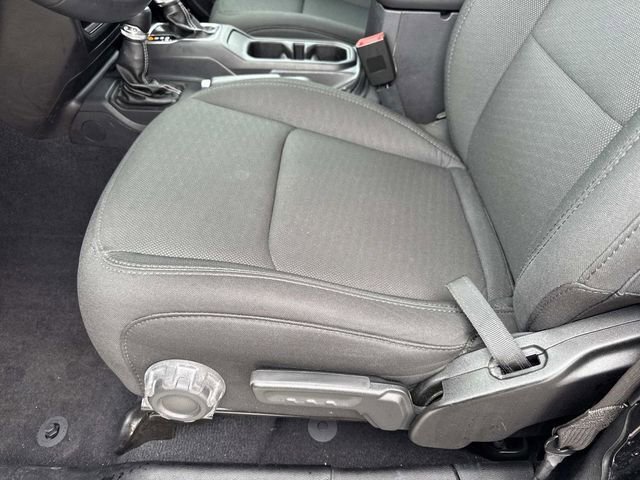 Used 2019 Jeep Wrangler Unlimited Sahara image 19