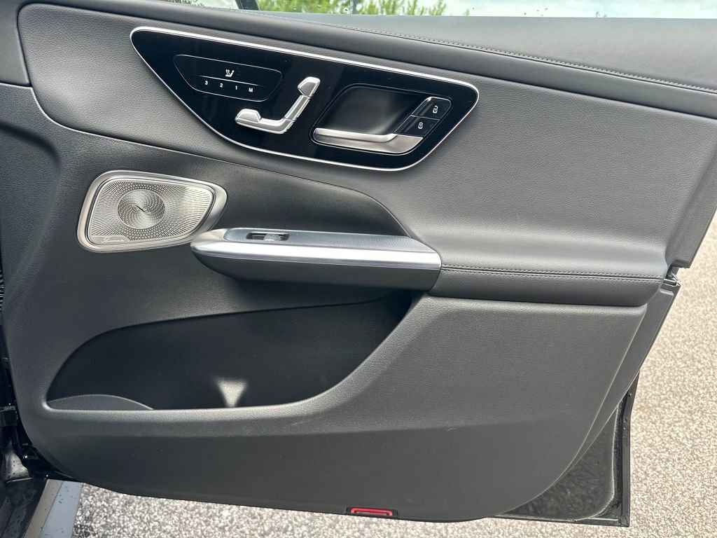 Certified 2025 Mercedes-Benz GLC 300 4MATIC image 34