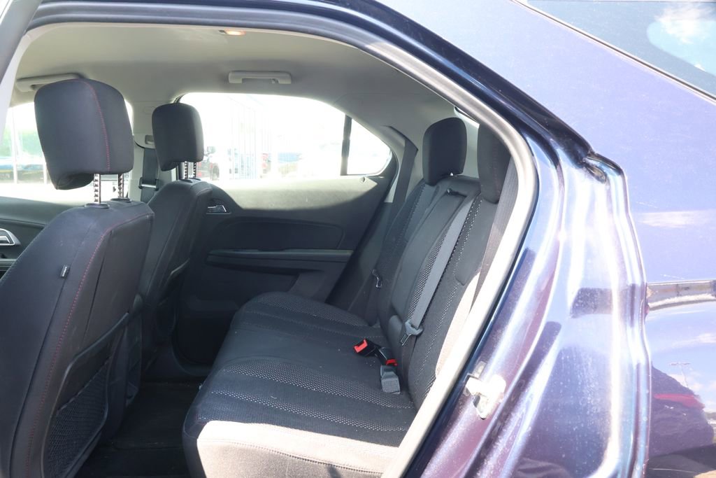 Used 2017 Chevrolet Equinox LS FWD image 28