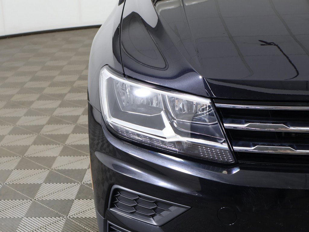Used 2020 Volkswagen Tiguan SE image 12
