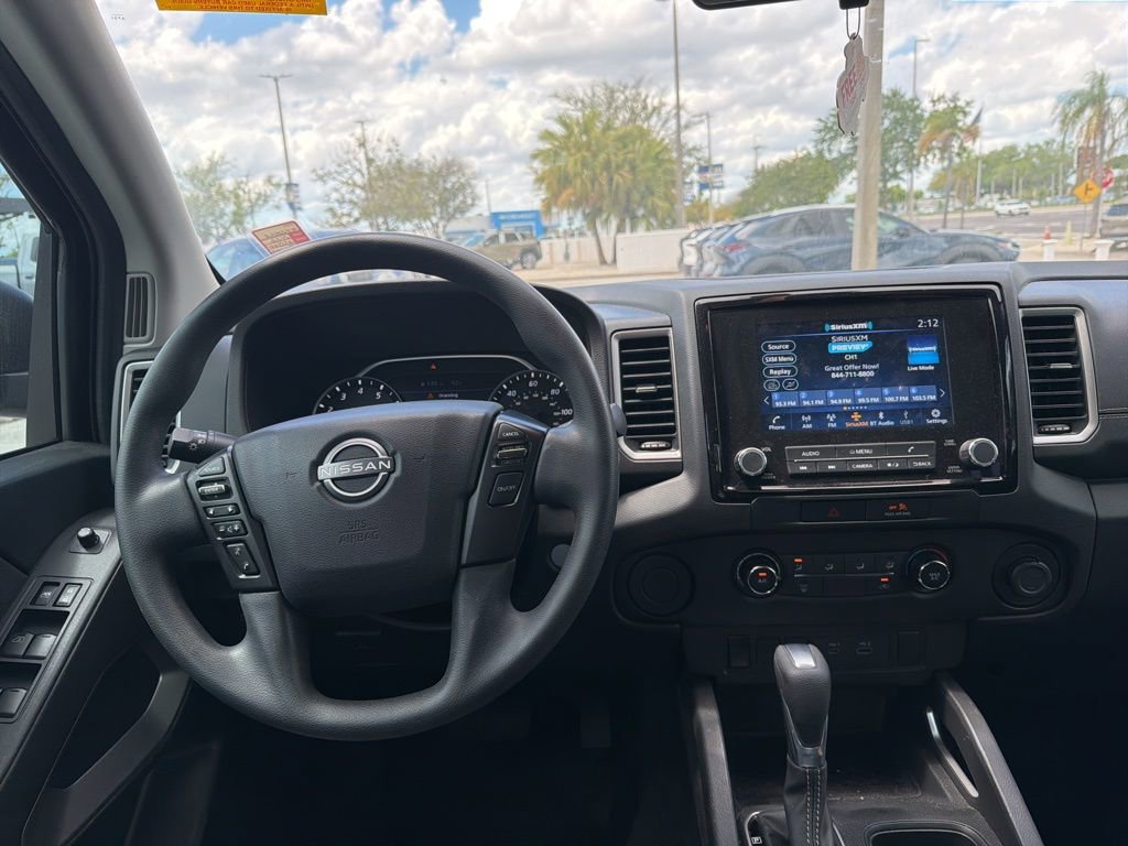 Used 2022 Nissan Frontier SV image 14