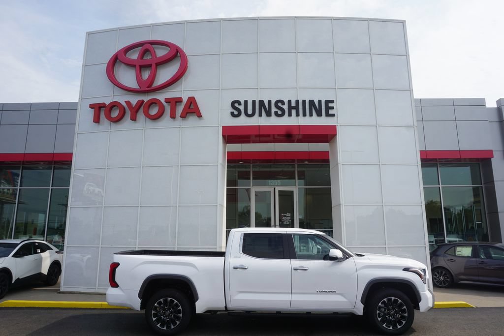 New 2026 Toyota Tundra Limited AWD/4WD image 1