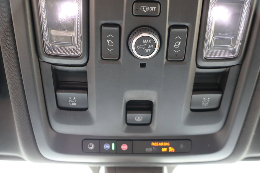 Used 2022 Chevrolet Tahoe Z71 w/ Luxury Package image 30