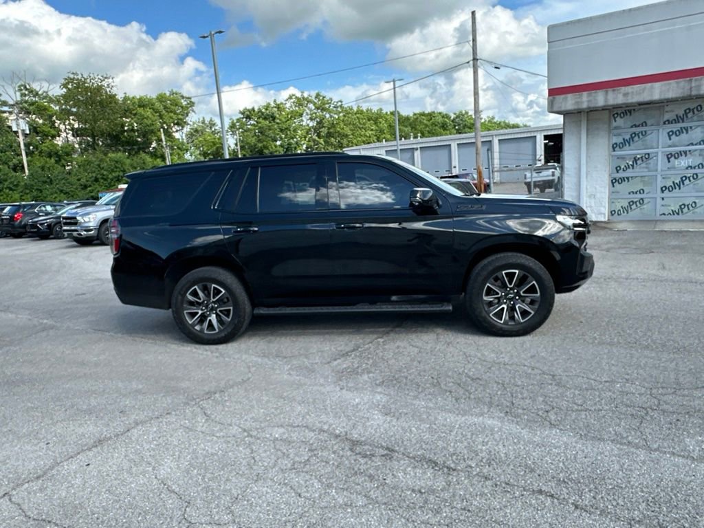 Used 2023 Chevrolet Tahoe Z71 w/ Luxury Package AWD/4WD image 4