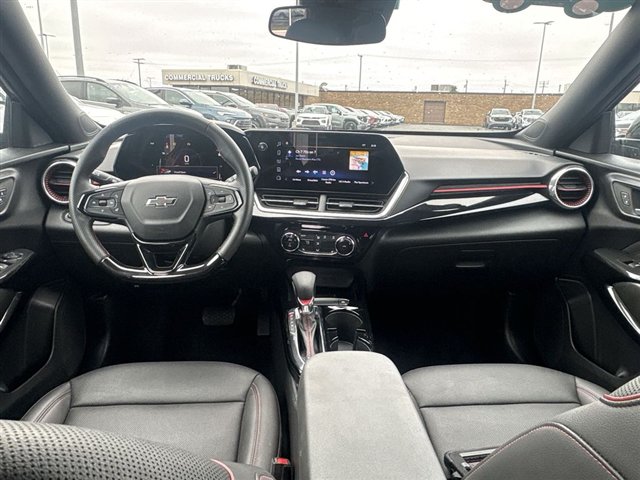 Certified 2024 Chevrolet Trax RS w/ Driver Confidence Package FWD image 19