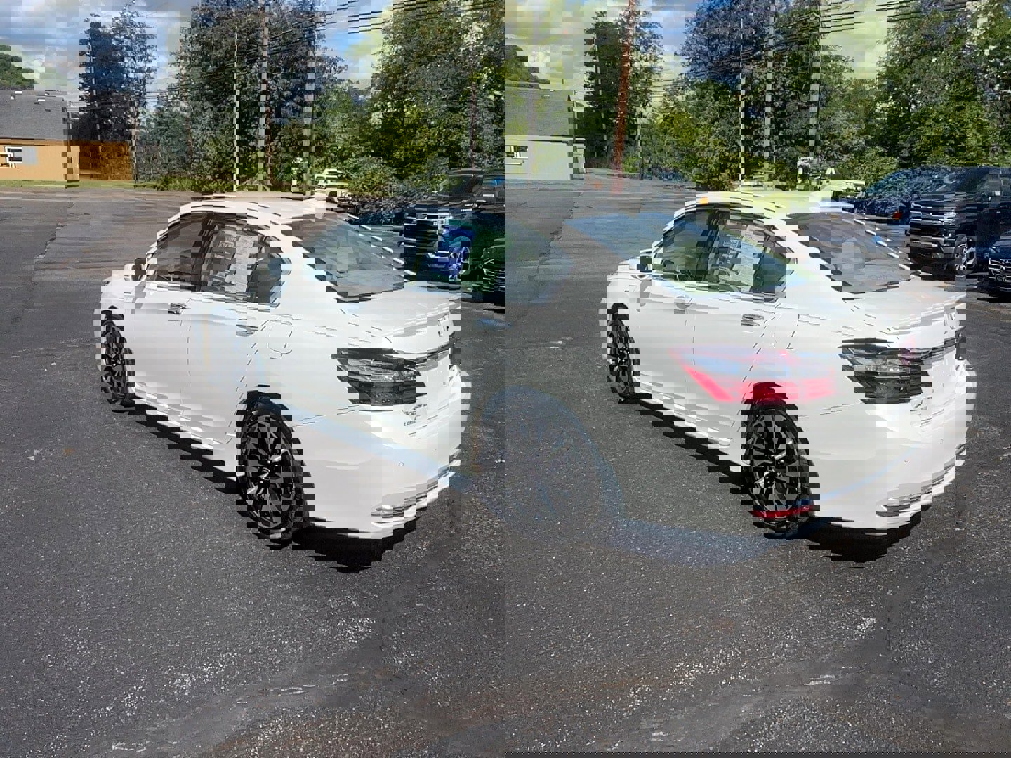 Used 2017 Honda Accord Touring image 7