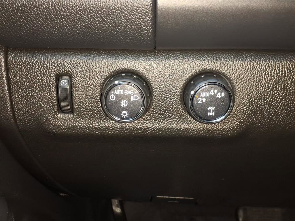 Used 2021 Chevrolet Colorado LT w/ LT Convenience Package image 19