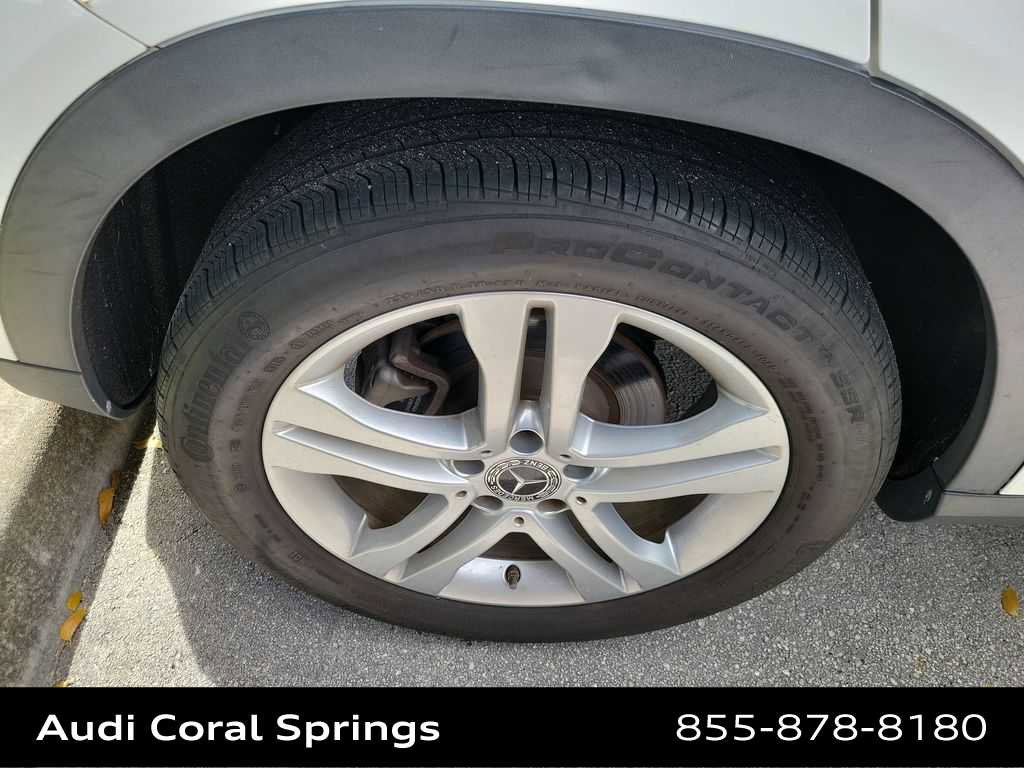 Used 2020 Mercedes-Benz GLA 250 4MATIC image 13