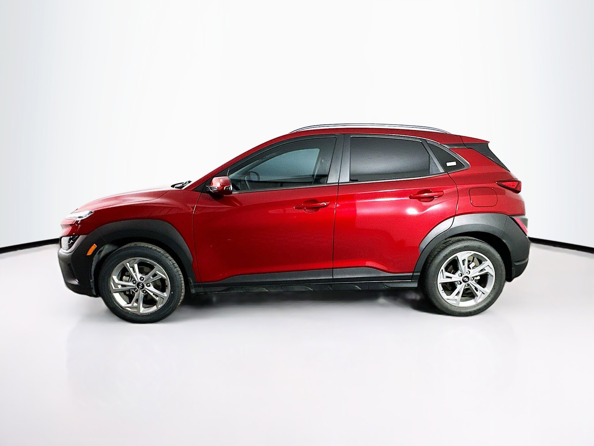 Used 2023 Hyundai Kona SEL image 4