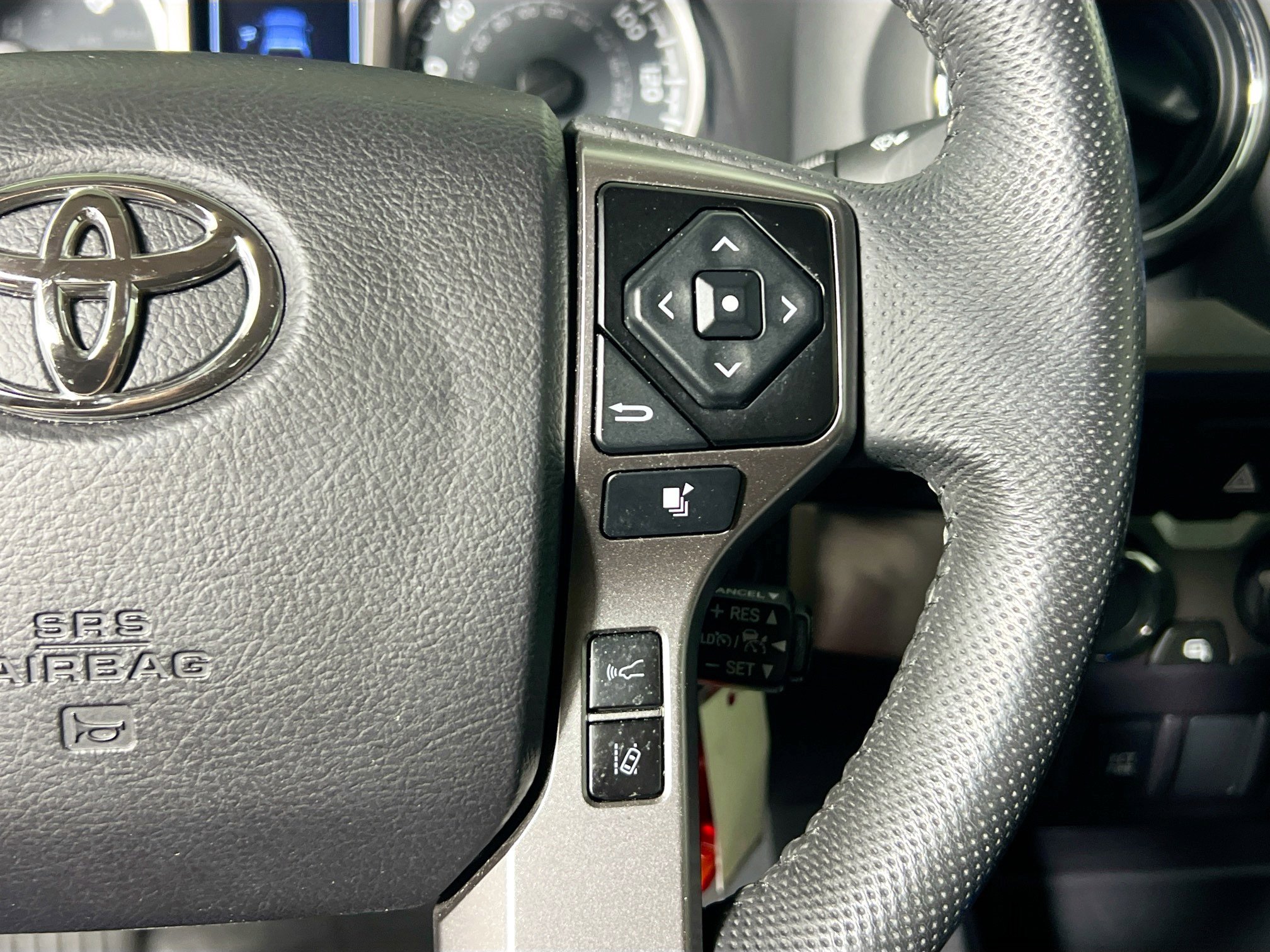 Used 2021 Toyota Tacoma SR5 image 19