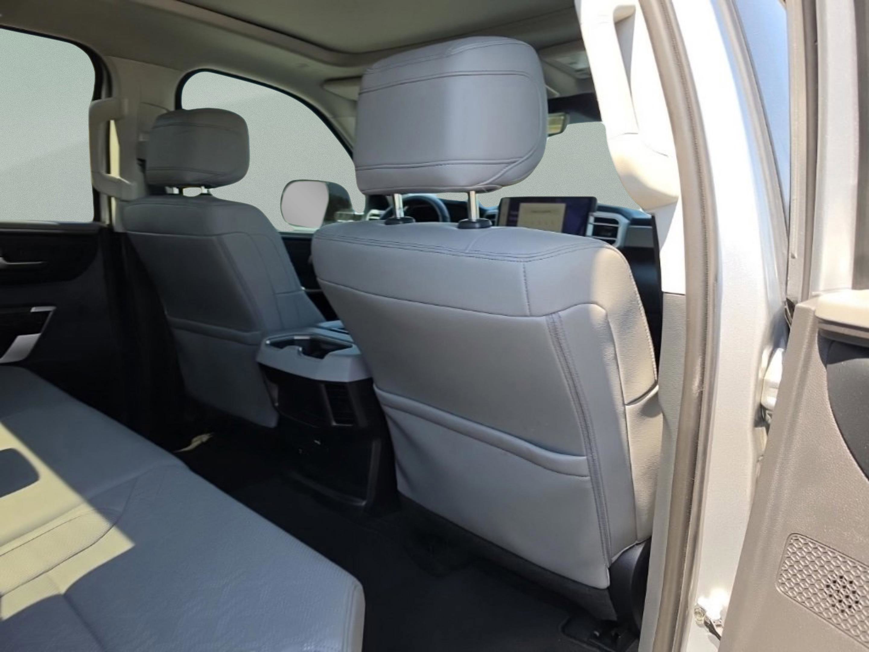 Used 2024 Toyota Tundra Limited image 30