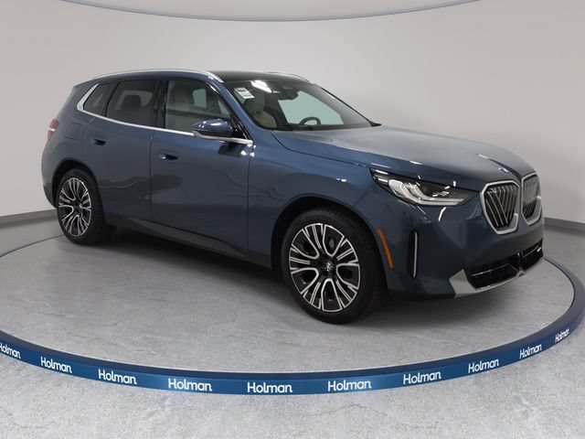 Certified 2025 BMW X3 xDrive30i w/ Convenience Package AWD/4WD image 3