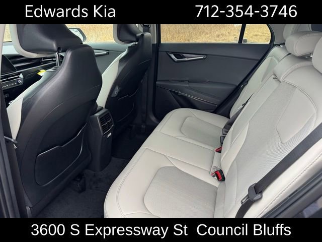 New 2026 Kia Niro EX image 16