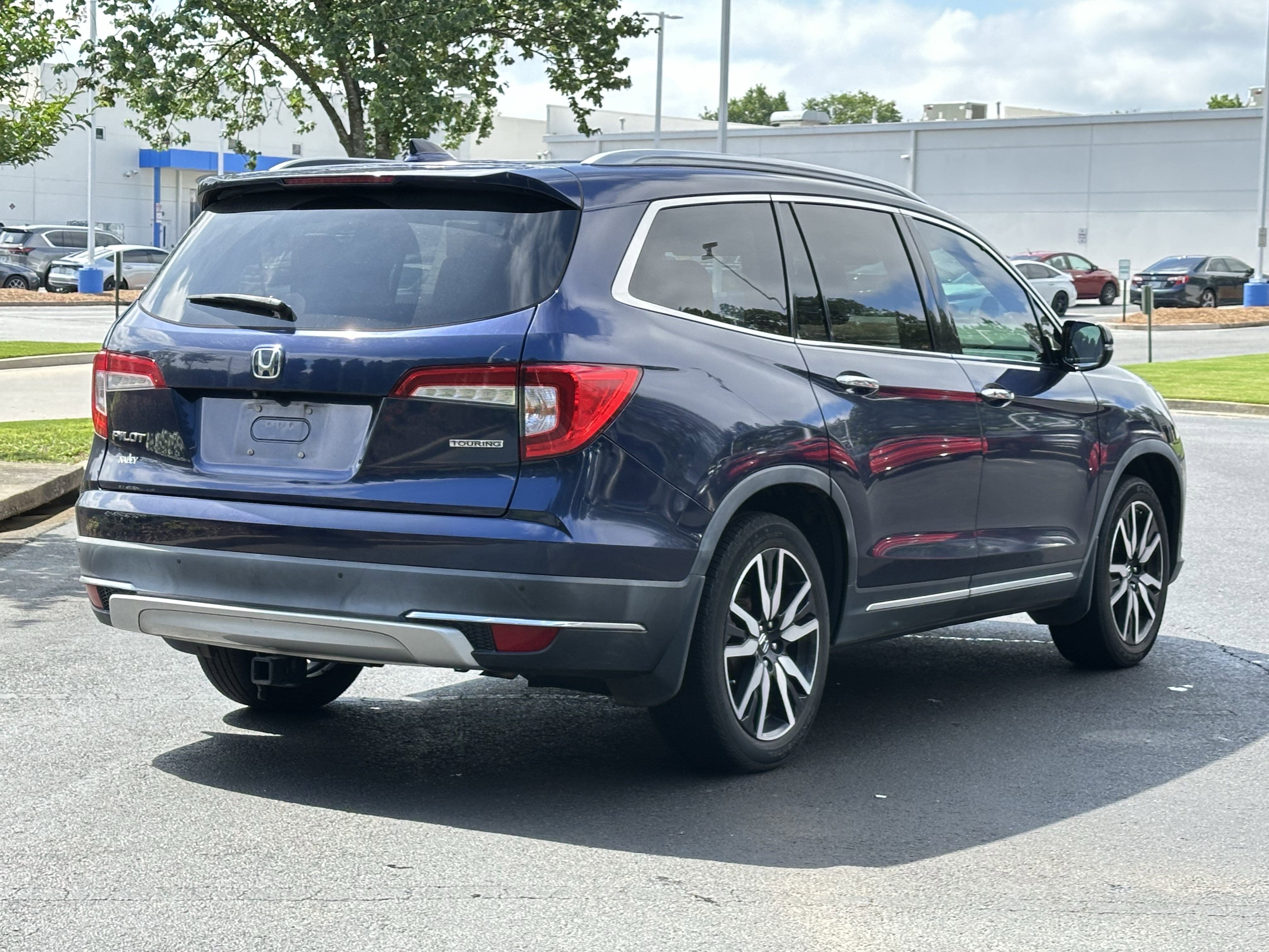 Used 2019 Honda Pilot Touring image 14