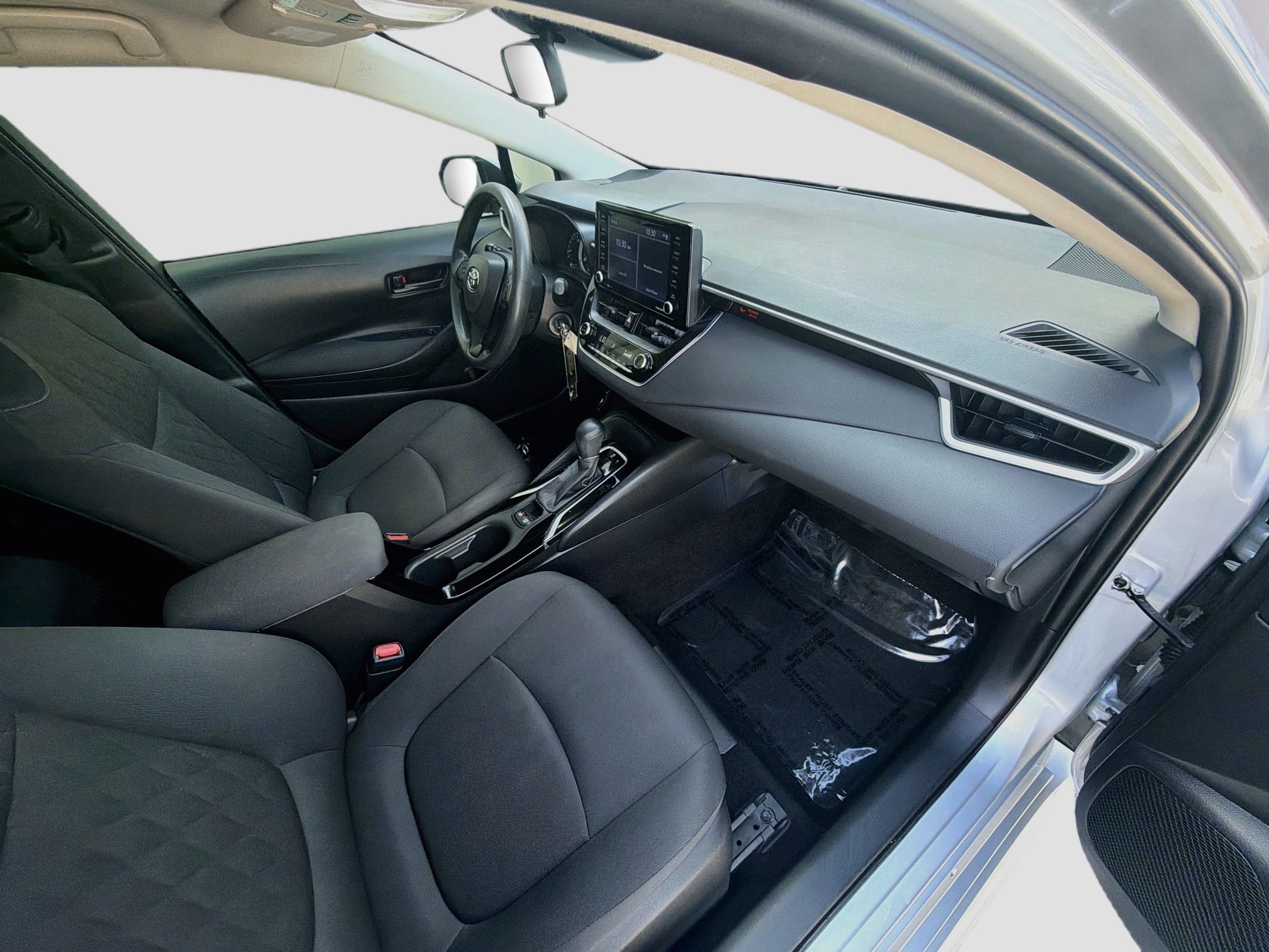 Used 2022 Toyota Corolla LE FWD image 31