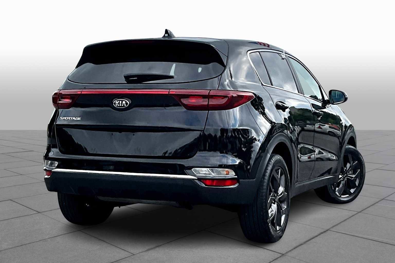 Used 2022 Kia Sportage LX w/ LX AWD Value Edition Package image 11