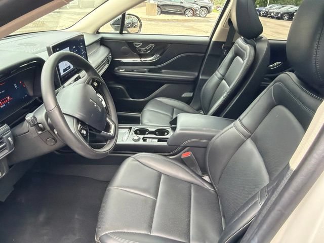Used 2024 Lincoln Corsair AWD w/ Equipment Group 101A image 12