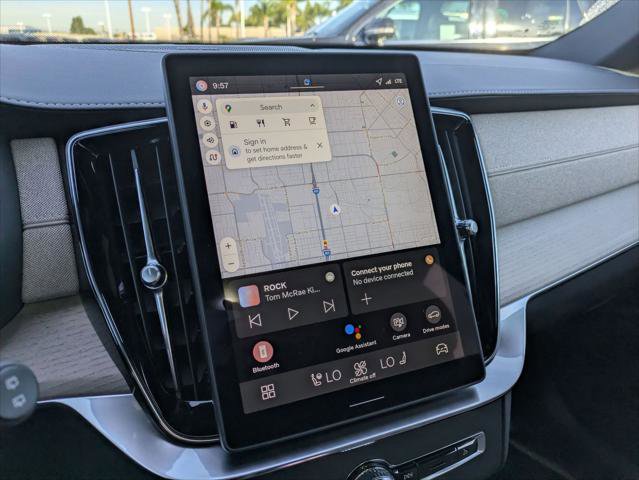 New 2026 Volvo XC90 B6 Plus w/ Protection Package Premier image 8