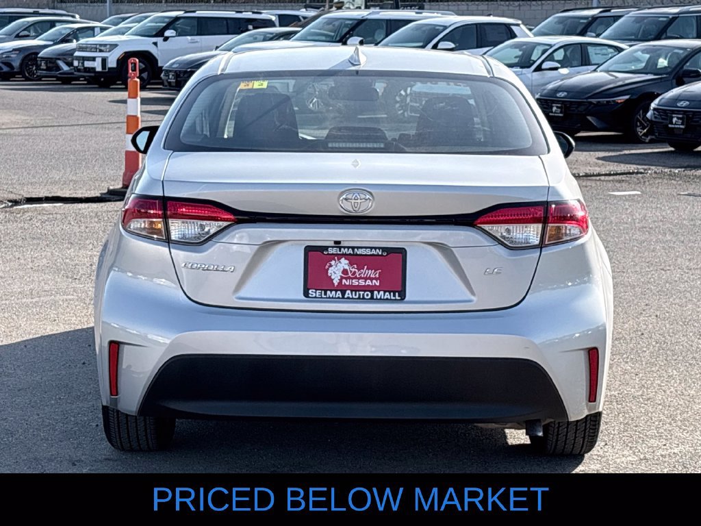 Used 2025 Toyota Corolla LE FWD image 6