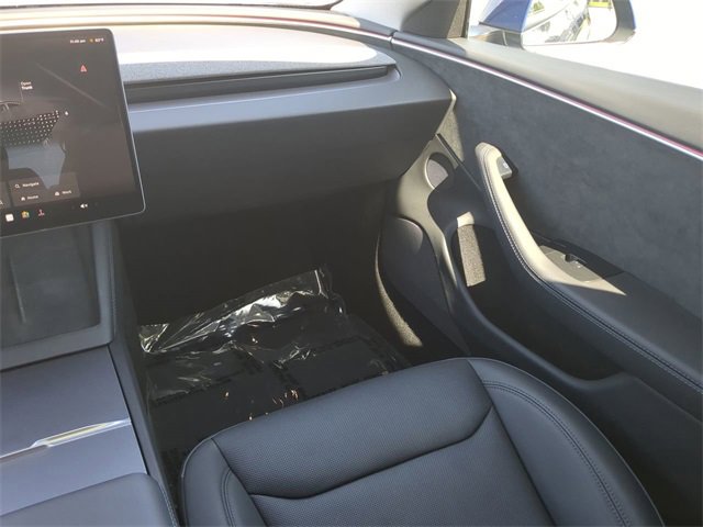 Used 2025 Tesla Model 3 Long Range image 16