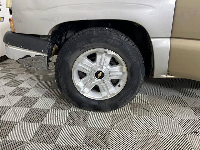Used 2004 Chevrolet Silverado 1500 LS image 23