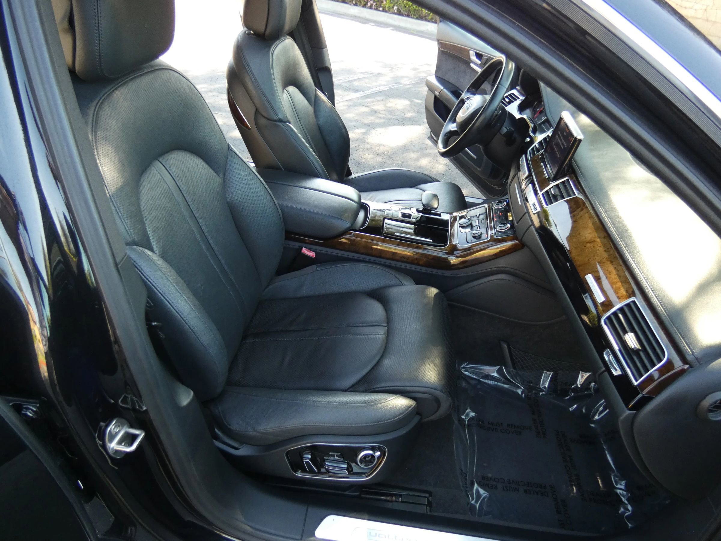 Used 2015 Audi A8 L 4.0T image 31