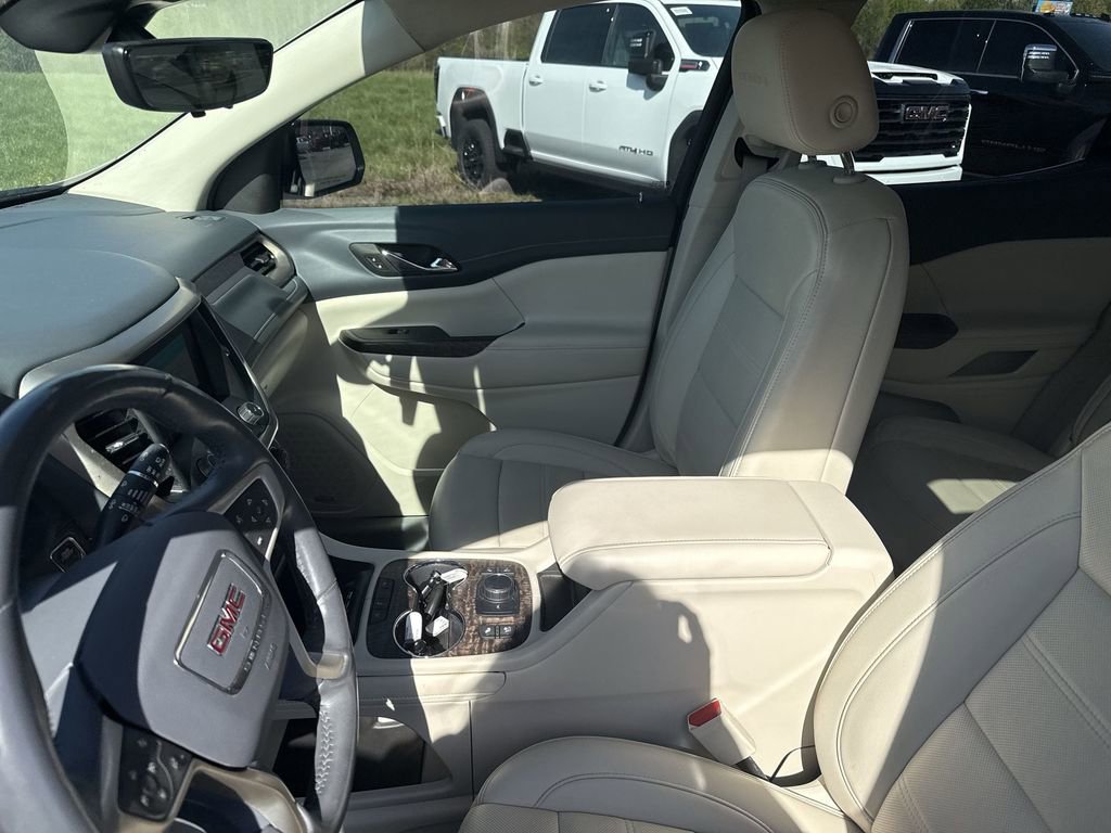 Certified 2022 GMC Acadia Denali w/ Denali Ultimate Package image 26